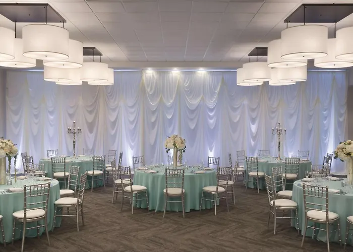 Hyatt Place Chicago O'hare Airport 3*