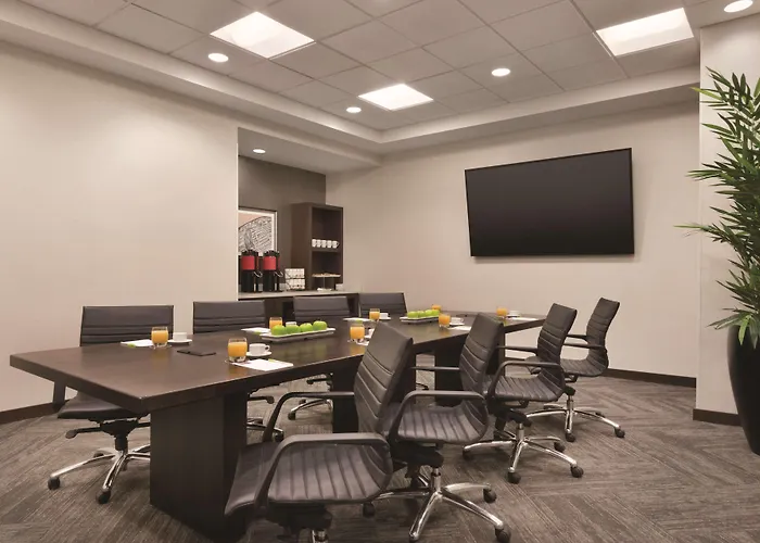 Hotel Hyatt Place Chicago O'hare Airport 3*