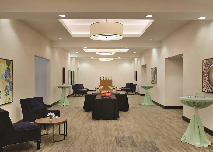 Hyatt Place Chicago O'hare Airport 3*